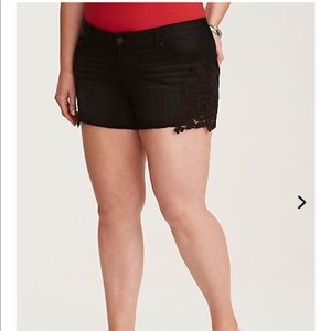 Torrid Lace Skinny Shorts - Black Wash